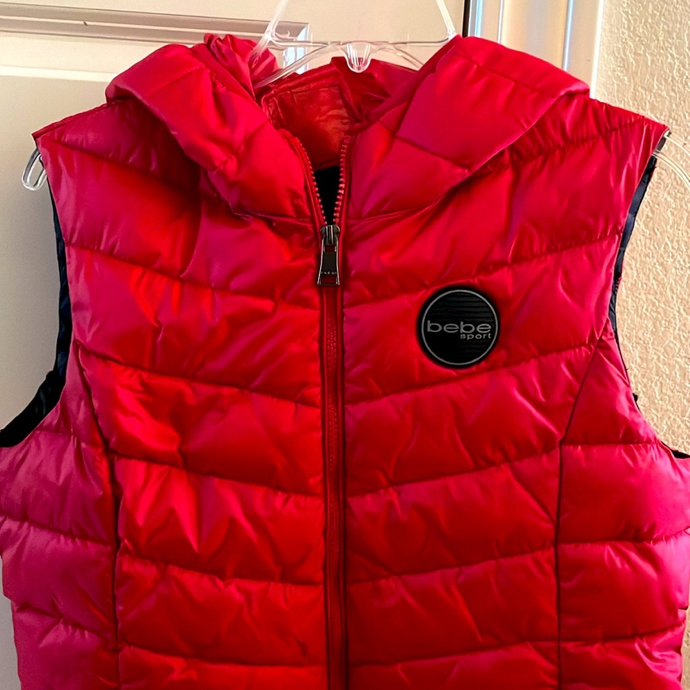 Bebe Sport Vest Size Medium